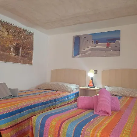Colibri Apartment *